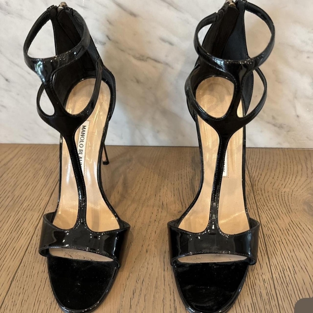 Black patent leather Manolo Blahnik sandals